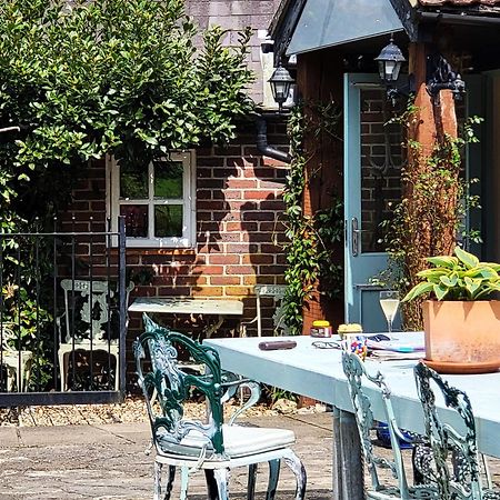 Escape The Ordinary - Piddle Inn The Home Private Self Cater Holiday Dorchester Bagian luar foto